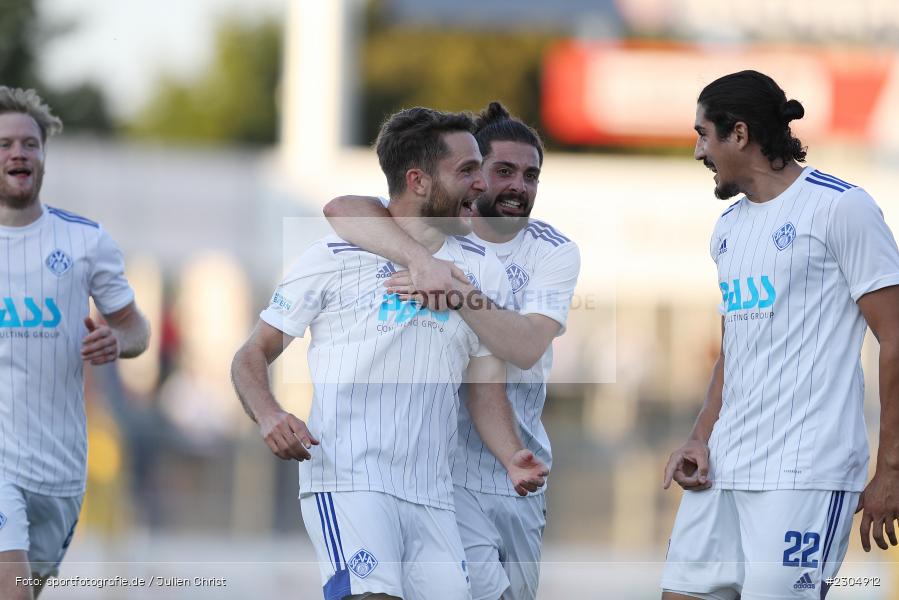 Freude, Torjubel, Elias Niesigk, Stadion am Schönbusch, Aschaffenburg, 03.09.2021, BFV, sport, action, Fussball, Deutschland, September 2021, Saison 2021/2022, 4. Liga, Regionalliga Bayern, FCM, SVA, FC Memmingen, SV Viktoria Aschaffenburg - Bild-ID: 2304912 Freude, Torjubel, Elias Niesigk, Stadion am Schönbusch, Aschaffenburg, 03.09.2021, BFV, sport, action, Fussball, Deutschland, September 2021, Saison 2021/2022, 4. Liga, Regionalliga Bayern, FCM, SVA, FC Memmingen, SV Viktoria Aschaffenburg - Bild-ID: 2304912