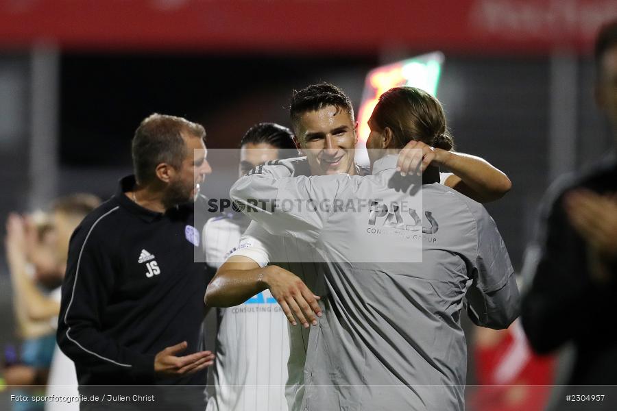 Elmir Muhic, Stadion am Schönbusch, Aschaffenburg, 03.09.2021, BFV, sport, action, Fussball, Deutschland, September 2021, Saison 2021/2022, 4. Liga, Regionalliga Bayern, FCM, SVA, FC Memmingen, SV Viktoria Aschaffenburg - Bild-ID: 2304957 Elmir Muhic, Stadion am Schönbusch, Aschaffenburg, 03.09.2021, BFV, sport, action, Fussball, Deutschland, September 2021, Saison 2021/2022, 4. Liga, Regionalliga Bayern, FCM, SVA, FC Memmingen, SV Viktoria Aschaffenburg - Bild-ID: 2304957