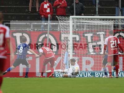 Fotos von FC Würzburger Kickers - 1. FC Saarbrücken auf sportfotografie.de