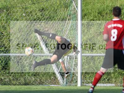 Fotos von FV Thüngersheim - TSV Lohr auf sportfotografie.de