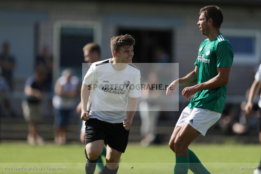 Torjubel, Luis Kohlmann, Sportplatz, Gössenheim, 05.09.2021, BFV, sport, action, Fussball, Deutschland, September 2021, Saison 2021/2022, Kreisliga Würzburg, TSV Karlburg II, FC Gössenheim - Bild-ID: 2305011 Torjubel, Luis Kohlmann, Sportplatz, Gössenheim, 05.09.2021, BFV, sport, action, Fussball, Deutschland, September 2021, Saison 2021/2022, Kreisliga Würzburg, TSV Karlburg II, FC Gössenheim - Bild-ID: 2305011