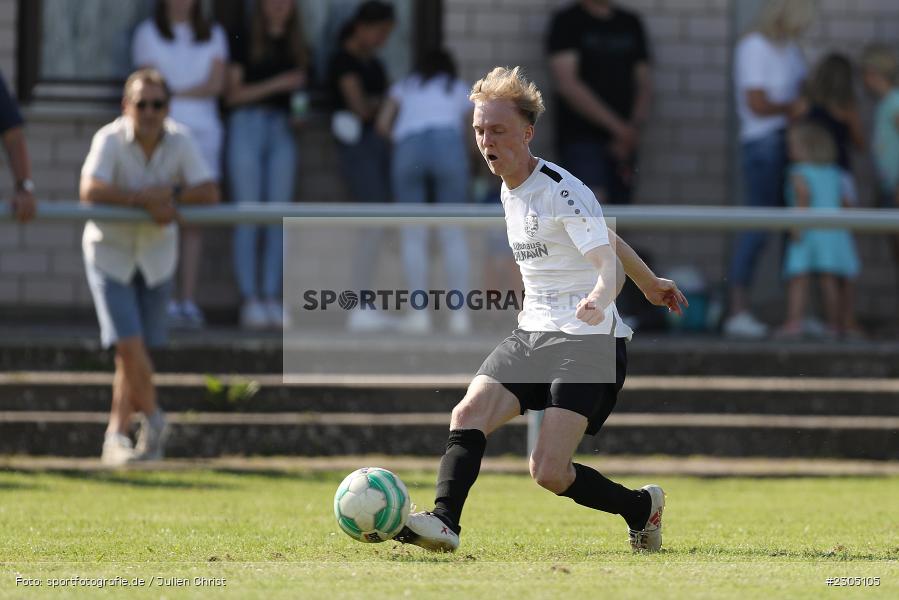 Maximilian Strick, Sportplatz, Gössenheim, 05.09.2021, BFV, sport, action, Fussball, Deutschland, September 2021, Saison 2021/2022, Kreisliga Würzburg, TSV Karlburg II, FC Gössenheim - Bild-ID: 2305105