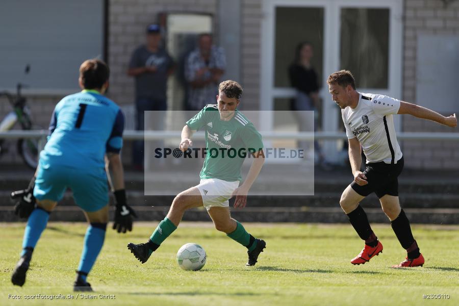 Konstantin Müller, Sportplatz, Gössenheim, 05.09.2021, BFV, sport, action, Fussball, Deutschland, September 2021, Saison 2021/2022, Kreisliga Würzburg, TSV Karlburg II, FC Gössenheim - Bild-ID: 2305110 Konstantin Müller, Sportplatz, Gössenheim, 05.09.2021, BFV, sport, action, Fussball, Deutschland, September 2021, Saison 2021/2022, Kreisliga Würzburg, TSV Karlburg II, FC Gössenheim - Bild-ID: 2305110