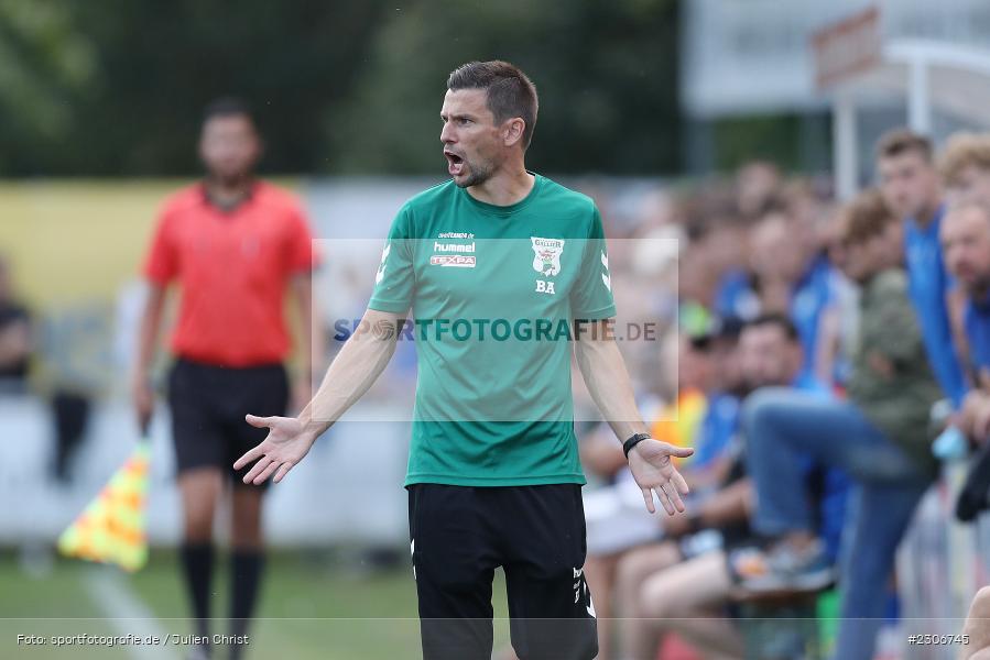 Hände, Arme, gestikuliert, Andreas Brendler, Sepp-Endres-Sportanlage, Würzburg, 10.09.2021, BFV, sport, action, Fussball, Deutschland, September 2021, Saison 2021/2022, GRB, WFV, Bayernliga Nord, TSV Grossbardorf, Würzburger FV - Bild-ID: 2306745