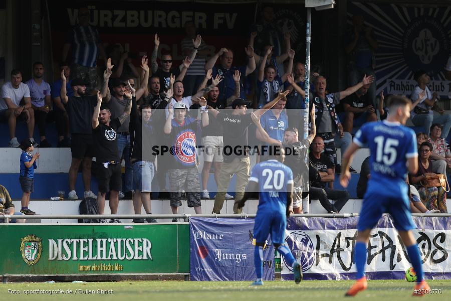 Fans, Sepp-Endres-Sportanlage, Würzburg, 10.09.2021, BFV, sport, action, Fussball, Deutschland, September 2021, Saison 2021/2022, GRB, WFV, Bayernliga Nord, TSV Grossbardorf, Würzburger FV - Bild-ID: 2306770