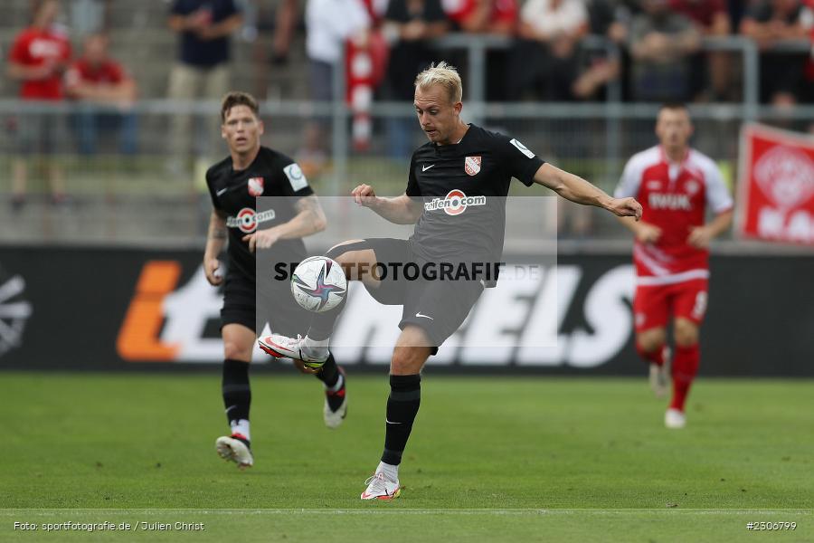 Julius Düker, FLYERALARM Arena, Würzburg, 11.09.2021, DFB, sport, action, Fussball, Deutschland, September 2021, Saison 2021/2022, TSV, FWK, 3. Liga, TSV Havelse, FC Würzburger Kickers - Bild-ID: 2306799 Julius Düker, FLYERALARM Arena, Würzburg, 11.09.2021, DFB, sport, action, Fussball, Deutschland, September 2021, Saison 2021/2022, TSV, FWK, 3. Liga, TSV Havelse, FC Würzburger Kickers - Bild-ID: 2306799