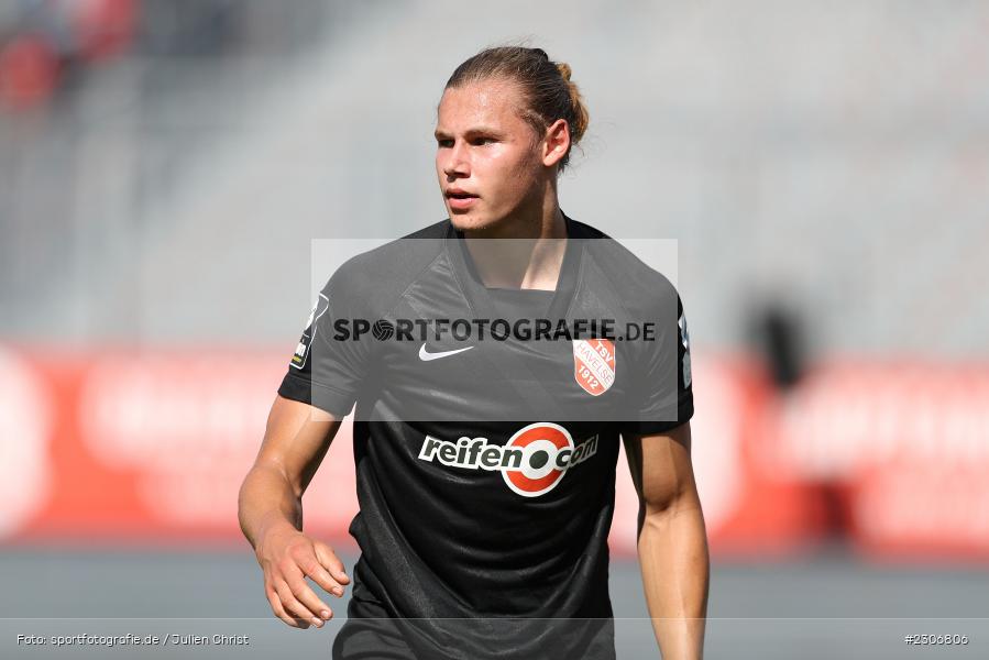 Fynn Lakenmacher, FLYERALARM Arena, Würzburg, 11.09.2021, DFB, sport, action, Fussball, Deutschland, September 2021, Saison 2021/2022, TSV, FWK, 3. Liga, TSV Havelse, FC Würzburger Kickers - Bild-ID: 2306806 Fynn Lakenmacher, FLYERALARM Arena, Würzburg, 11.09.2021, DFB, sport, action, Fussball, Deutschland, September 2021, Saison 2021/2022, TSV, FWK, 3. Liga, TSV Havelse, FC Würzburger Kickers - Bild-ID: 2306806
