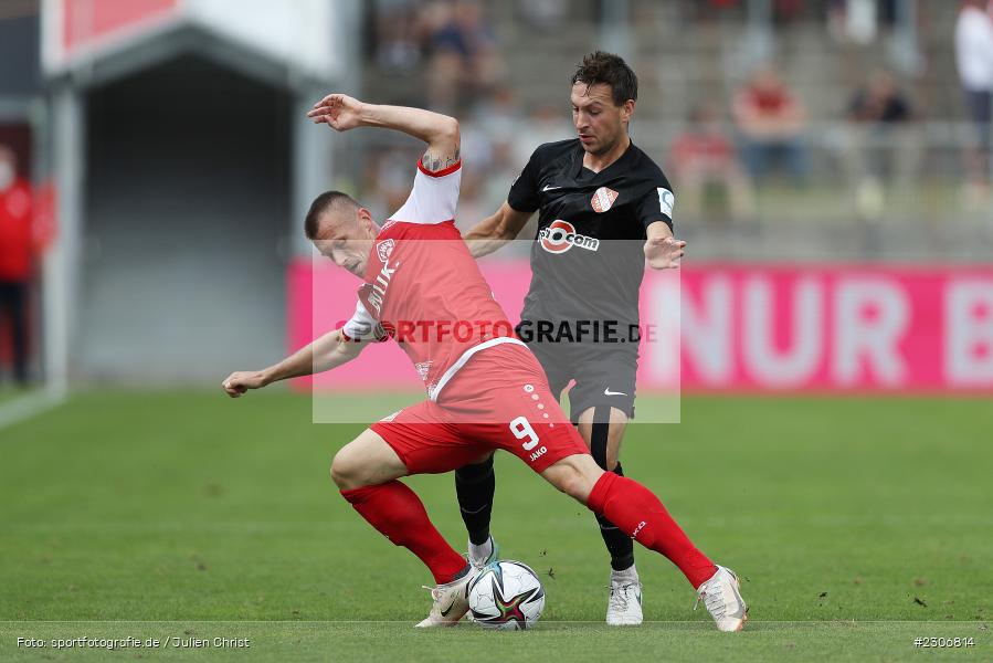 Marvin Pourié, FLYERALARM Arena, Würzburg, 11.09.2021, DFB, sport, action, Fussball, Deutschland, September 2021, Saison 2021/2022, TSV, FWK, 3. Liga, TSV Havelse, FC Würzburger Kickers - Bild-ID: 2306814 Marvin Pourié, FLYERALARM Arena, Würzburg, 11.09.2021, DFB, sport, action, Fussball, Deutschland, September 2021, Saison 2021/2022, TSV, FWK, 3. Liga, TSV Havelse, FC Würzburger Kickers - Bild-ID: 2306814