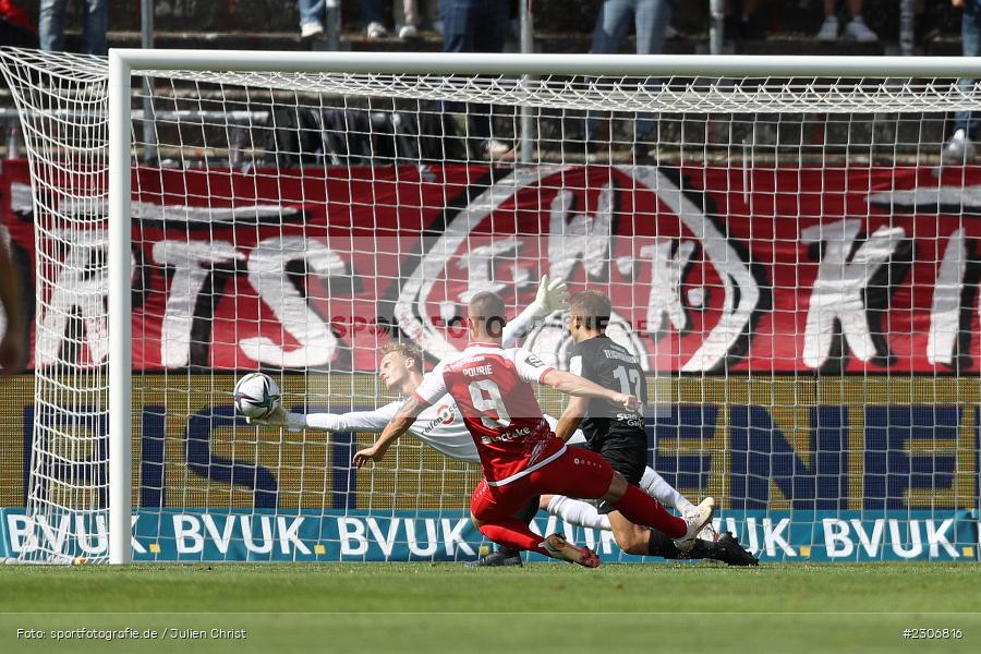 Norman Quindt, Torwart, Marvin Pourié, FLYERALARM Arena, Würzburg, 11.09.2021, DFB, sport, action, Fussball, Deutschland, September 2021, Saison 2021/2022, TSV, FWK, 3. Liga, TSV Havelse, FC Würzburger Kickers - Bild-ID: 2306816