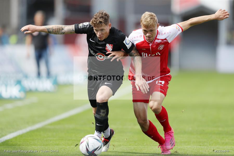 Florian Riedel, FLYERALARM Arena, Würzburg, 11.09.2021, DFB, sport, action, Fussball, Deutschland, September 2021, Saison 2021/2022, TSV, FWK, 3. Liga, TSV Havelse, FC Würzburger Kickers - Bild-ID: 2306819 Florian Riedel, FLYERALARM Arena, Würzburg, 11.09.2021, DFB, sport, action, Fussball, Deutschland, September 2021, Saison 2021/2022, TSV, FWK, 3. Liga, TSV Havelse, FC Würzburger Kickers - Bild-ID: 2306819