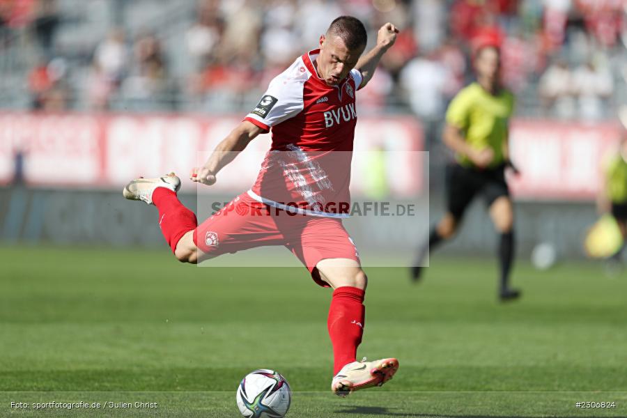 Marvin Pourié, FLYERALARM Arena, Würzburg, 11.09.2021, DFB, sport, action, Fussball, Deutschland, September 2021, Saison 2021/2022, TSV, FWK, 3. Liga, TSV Havelse, FC Würzburger Kickers - Bild-ID: 2306824