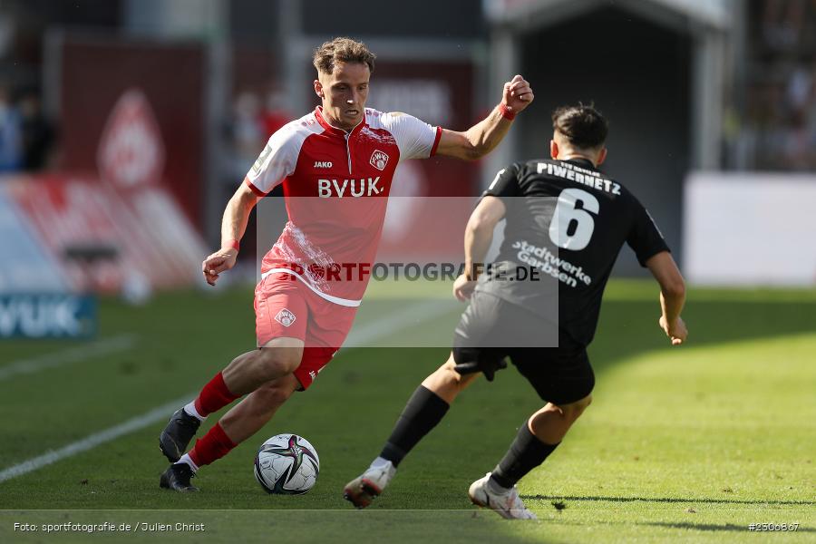 Mirnes Pepić, FLYERALARM Arena, Würzburg, 11.09.2021, DFB, sport, action, Fussball, Deutschland, September 2021, Saison 2021/2022, TSV, FWK, 3. Liga, TSV Havelse, FC Würzburger Kickers - Bild-ID: 2306867 Mirnes Pepić, FLYERALARM Arena, Würzburg, 11.09.2021, DFB, sport, action, Fussball, Deutschland, September 2021, Saison 2021/2022, TSV, FWK, 3. Liga, TSV Havelse, FC Würzburger Kickers - Bild-ID: 2306867