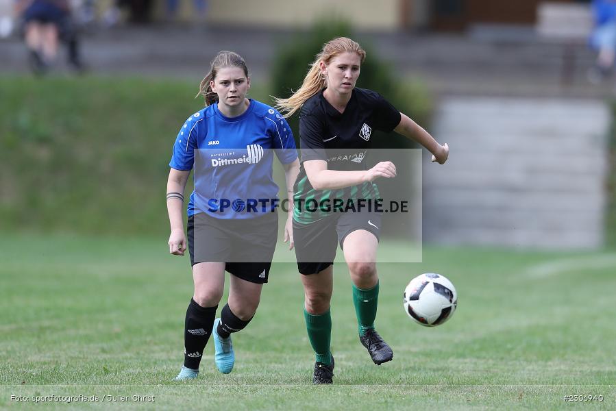 Sabrina Joa, Pia Gehrsitz, Sportgelände, Adelsberg, 11.09.2021, BFV, sport, action, Fussball, Deutschland, September 2021, Saison 2021/2022, FVK, SPA, FV Karlstadt, SpVgg Adelsberg - Bild-ID: 2306940