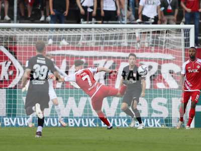 Fotos von FC Würzburger Kickers - TSV Havelse auf sportfotografie.de