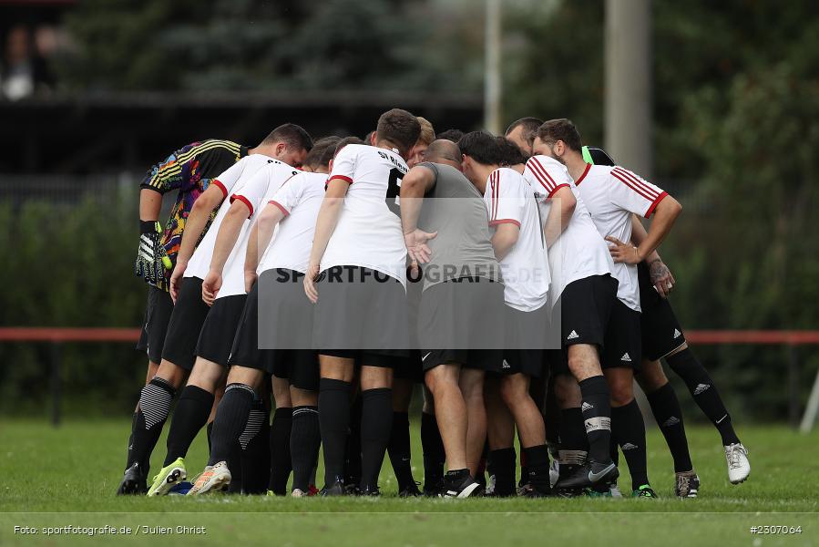 Mannschaftskreis, Sportgelände, Burgsinn, 12.09.2021, BFV, sport, action, Fussball, Deutschland, September 2021, Saison 2021/2022, KK, Kreisklasse Würzburg, SVR, SGB, SV Rieneck, SG Burgsinn - Bild-ID: 2307064