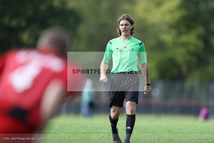 Schiedsrichter, Werner Rißmann, Sportgelände, Burgsinn, 12.09.2021, BFV, sport, action, Fussball, Deutschland, September 2021, Saison 2021/2022, KK, Kreisklasse Würzburg, SVR, SGB, SV Rieneck, SG Burgsinn - Bild-ID: 2307107 Schiedsrichter, Werner Rißmann, Sportgelände, Burgsinn, 12.09.2021, BFV, sport, action, Fussball, Deutschland, September 2021, Saison 2021/2022, KK, Kreisklasse Würzburg, SVR, SGB, SV Rieneck, SG Burgsinn - Bild-ID: 2307107