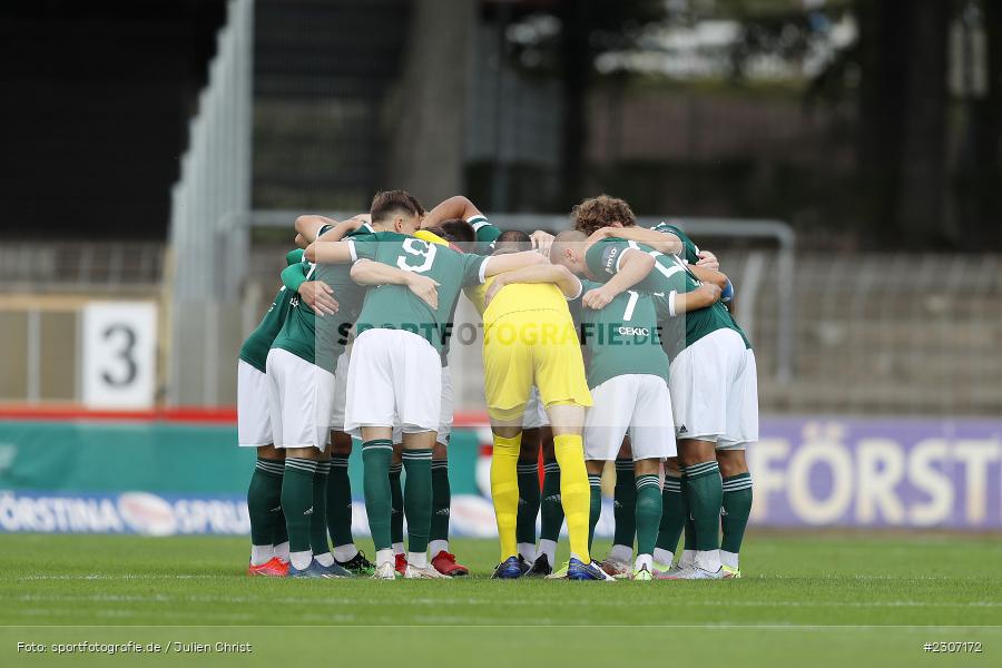 Mannschaftskreis, Willy-Sachs-Stadion, Schweinfurt, 18.09.2021, BFV, sport, action, Fussball, Deutschland, September 2021, Saison 2021/2022, Regionalliga Bayern, SV Schalding-Heining, 1. FC Schweinfurt 05 - Bild-ID: 2307172 Mannschaftskreis, Willy-Sachs-Stadion, Schweinfurt, 18.09.2021, BFV, sport, action, Fussball, Deutschland, September 2021, Saison 2021/2022, Regionalliga Bayern, SV Schalding-Heining, 1. FC Schweinfurt 05 - Bild-ID: 2307172