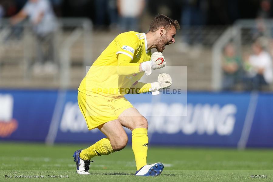 Freude, Torjubel, Luis Zwick, Willy-Sachs-Stadion, Schweinfurt, 18.09.2021, BFV, sport, action, Fussball, Deutschland, September 2021, Saison 2021/2022, Regionalliga Bayern, SV Schalding-Heining, 1. FC Schweinfurt 05 - Bild-ID: 2307203 Freude, Torjubel, Luis Zwick, Willy-Sachs-Stadion, Schweinfurt, 18.09.2021, BFV, sport, action, Fussball, Deutschland, September 2021, Saison 2021/2022, Regionalliga Bayern, SV Schalding-Heining, 1. FC Schweinfurt 05 - Bild-ID: 2307203