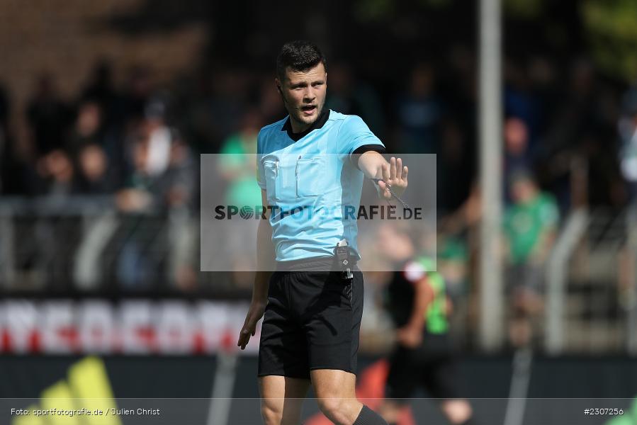 Elias Tiedeken, Willy-Sachs-Stadion, Schweinfurt, 18.09.2021, BFV, sport, action, Fussball, Deutschland, September 2021, Saison 2021/2022, Regionalliga Bayern, SV Schalding-Heining, 1. FC Schweinfurt 05 - Bild-ID: 2307256