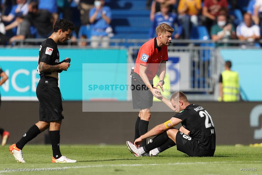 Christian Dingert, Merck-Stadion, Darmstadt, 19.09.2021, DFL, sport, action, Fussball, Deutschland, September 2021, Saison 2021/2022, SGD, SVD, 2. Bundesliga, SG Dynamo Dresden, SV Darmstadt 98 - Bild-ID: 2307332 Christian Dingert, Merck-Stadion, Darmstadt, 19.09.2021, DFL, sport, action, Fussball, Deutschland, September 2021, Saison 2021/2022, SGD, SVD, 2. Bundesliga, SG Dynamo Dresden, SV Darmstadt 98 - Bild-ID: 2307332