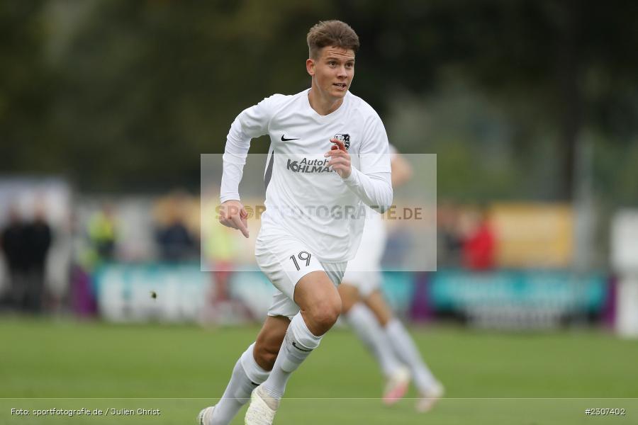 Fabio Gobbo, Sportplatz, Karlburg, 19.09.2021, BFV, sport, action, Fussball, Deutschland, September 2021, Saison 2021/2022, SCF, TSV, Bayernliga Nord, 1. SC Feucht, TSV Karlburg - Bild-ID: 2307402 Fabio Gobbo, Sportplatz, Karlburg, 19.09.2021, BFV, sport, action, Fussball, Deutschland, September 2021, Saison 2021/2022, SCF, TSV, Bayernliga Nord, 1. SC Feucht, TSV Karlburg - Bild-ID: 2307402