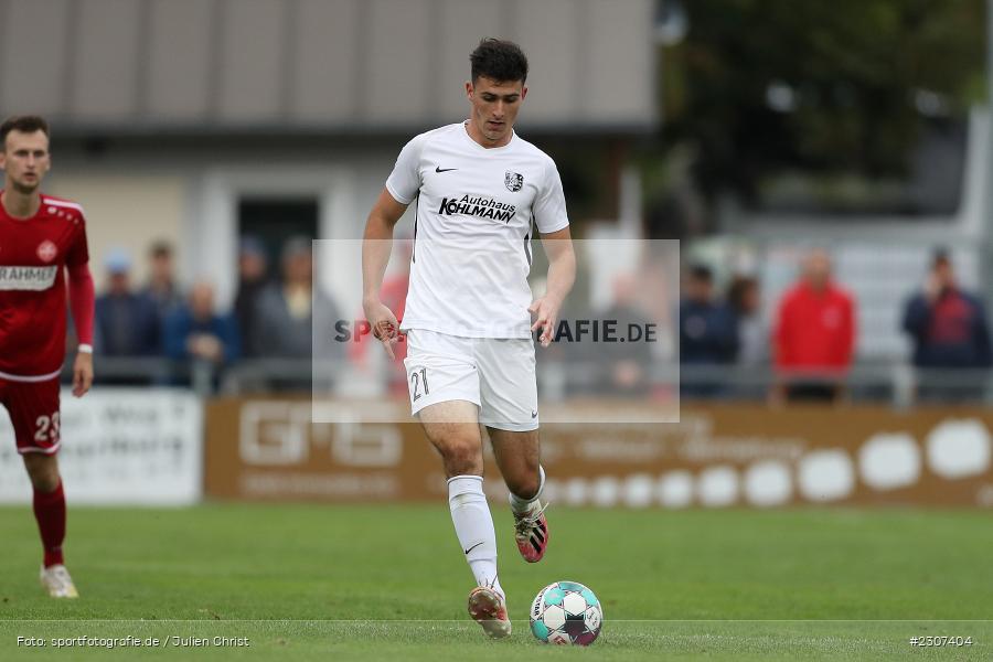 Max Lambrecht, Sportplatz, Karlburg, 19.09.2021, BFV, sport, action, Fussball, Deutschland, September 2021, Saison 2021/2022, SCF, TSV, Bayernliga Nord, 1. SC Feucht, TSV Karlburg - Bild-ID: 2307404