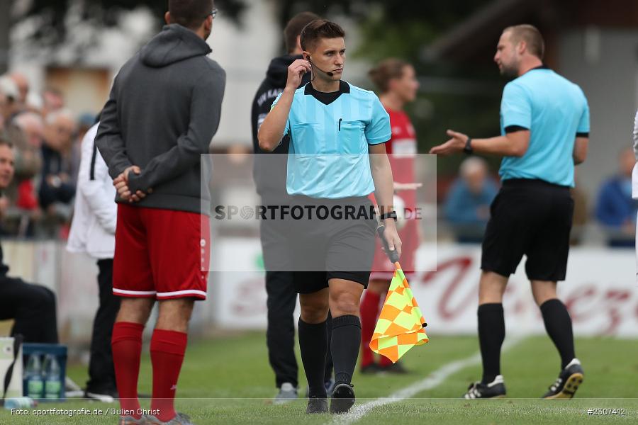 Assistent, Schiedsrichter, Fabian Gratzke, Sportplatz, Karlburg, 19.09.2021, BFV, sport, action, Fussball, Deutschland, September 2021, Saison 2021/2022, SCF, TSV, Bayernliga Nord, 1. SC Feucht, TSV Karlburg - Bild-ID: 2307412 Assistent, Schiedsrichter, Fabian Gratzke, Sportplatz, Karlburg, 19.09.2021, BFV, sport, action, Fussball, Deutschland, September 2021, Saison 2021/2022, SCF, TSV, Bayernliga Nord, 1. SC Feucht, TSV Karlburg - Bild-ID: 2307412