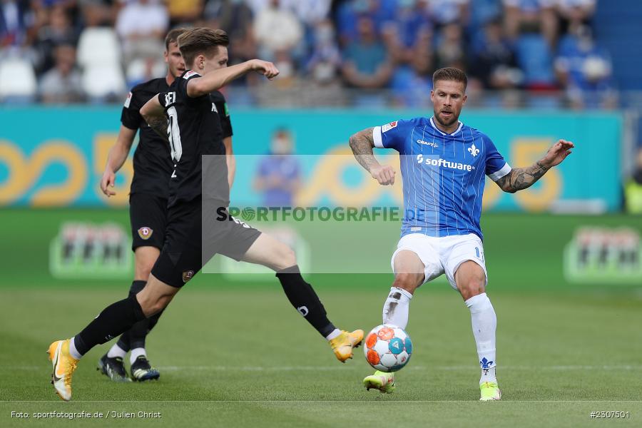 Julius Kade, Merck-Stadion, Darmstadt, 19.09.2021, DFL, sport, action, Fussball, Deutschland, September 2021, Saison 2021/2022, SGD, SVD, 2. Bundesliga, SG Dynamo Dresden, SV Darmstadt 98 - Bild-ID: 2307501 Julius Kade, Merck-Stadion, Darmstadt, 19.09.2021, DFL, sport, action, Fussball, Deutschland, September 2021, Saison 2021/2022, SGD, SVD, 2. Bundesliga, SG Dynamo Dresden, SV Darmstadt 98 - Bild-ID: 2307501