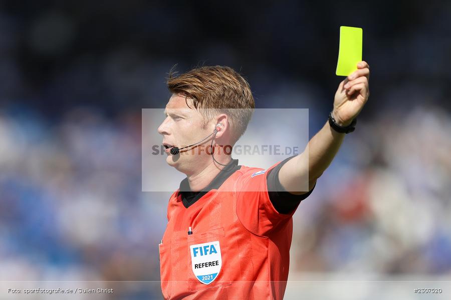 Schiedsrichter, FIFA, Christian Dingert, Merck-Stadion, Darmstadt, 19.09.2021, DFL, sport, action, Fussball, Deutschland, September 2021, Saison 2021/2022, SGD, SVD, 2. Bundesliga, SG Dynamo Dresden, SV Darmstadt 98 - Bild-ID: 2307520
