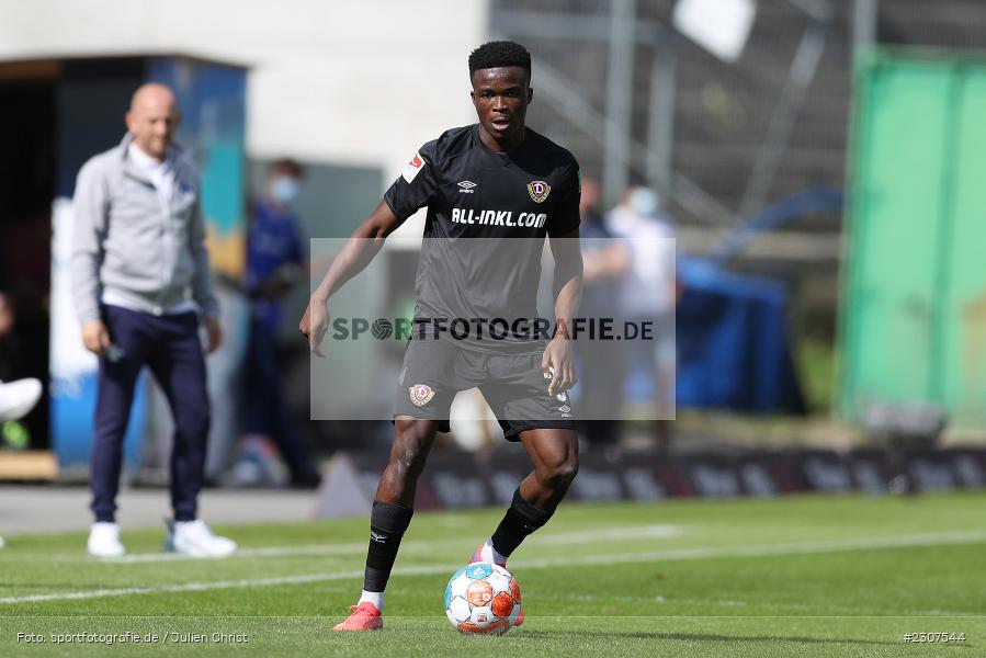 Michael Akoto, Merck-Stadion, Darmstadt, 19.09.2021, DFL, sport, action, Fussball, Deutschland, September 2021, Saison 2021/2022, SGD, SVD, 2. Bundesliga, SG Dynamo Dresden, SV Darmstadt 98 - Bild-ID: 2307544