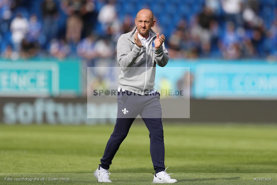 Torsten Lieberknecht, Merck-Stadion, Darmstadt, 19.09.2021, DFL, sport, action, Fussball, Deutschland, September 2021, Saison 2021/2022, SGD, SVD, 2. Bundesliga, SG Dynamo Dresden, SV Darmstadt 98 - Bild-ID: 2307609 Torsten Lieberknecht, Merck-Stadion, Darmstadt, 19.09.2021, DFL, sport, action, Fussball, Deutschland, September 2021, Saison 2021/2022, SGD, SVD, 2. Bundesliga, SG Dynamo Dresden, SV Darmstadt 98 - Bild-ID: 2307609