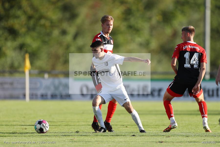 Jan Wabnitz, Sportplatz, Karlburg, 25.09.2021, BFV, sport, action, Fussball, Deutschland, September 2021, Saison 2021/2022, ASV, TSV, Bayernliga Nord, ASV Neumarkt, TSV Karlburg - Bild-ID: 2307652 Jan Wabnitz, Sportplatz, Karlburg, 25.09.2021, BFV, sport, action, Fussball, Deutschland, September 2021, Saison 2021/2022, ASV, TSV, Bayernliga Nord, ASV Neumarkt, TSV Karlburg - Bild-ID: 2307652