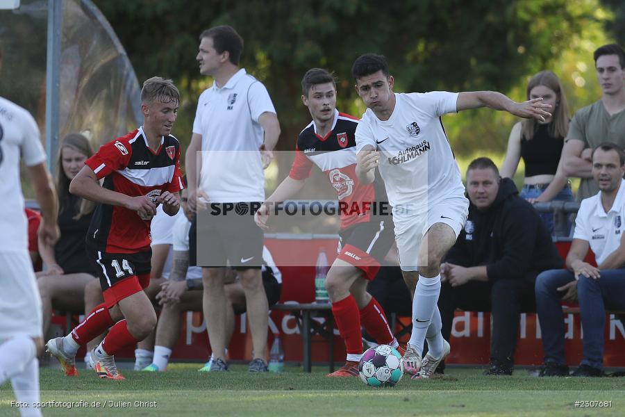 Max Lambrecht, Sportplatz, Karlburg, 25.09.2021, BFV, sport, action, Fussball, Deutschland, September 2021, Saison 2021/2022, ASV, TSV, Bayernliga Nord, ASV Neumarkt, TSV Karlburg - Bild-ID: 2307681 Max Lambrecht, Sportplatz, Karlburg, 25.09.2021, BFV, sport, action, Fussball, Deutschland, September 2021, Saison 2021/2022, ASV, TSV, Bayernliga Nord, ASV Neumarkt, TSV Karlburg - Bild-ID: 2307681