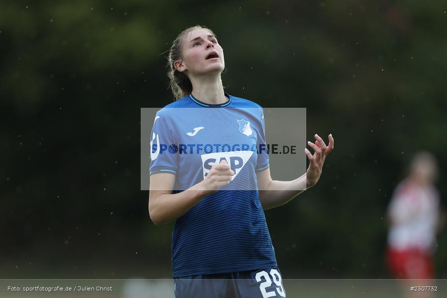 hadern, Hände, Arme, gestikuliert, Jule Brand, Sportpark Heuchelhof, Würzburg, 26.09.2021, sport, action, Fussball, Deutschland, September 2021, Saison 2021/2022, Runde 2, Gruppe Süd, Pokal, DFB, DFB Pokal Frauen, TSG, FWK, TSG Hoffenheim, FC Würzburger Kickers - Bild-ID: 2307732 hadern, Hände, Arme, gestikuliert, Jule Brand, Sportpark Heuchelhof, Würzburg, 26.09.2021, sport, action, Fussball, Deutschland, September 2021, Saison 2021/2022, Runde 2, Gruppe Süd, Pokal, DFB, DFB Pokal Frauen, TSG, FWK, TSG Hoffenheim, FC Würzburger Kickers - Bild-ID: 2307732