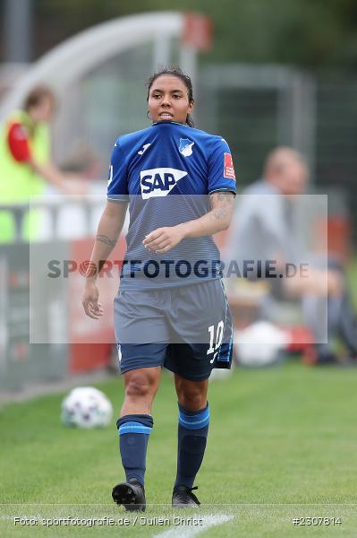 Gia Corley, Sportpark Heuchelhof, Würzburg, 26.09.2021, sport, action, Fussball, Deutschland, September 2021, Saison 2021/2022, Runde 2, Gruppe Süd, Pokal, DFB, DFB Pokal Frauen, TSG, FWK, TSG Hoffenheim, FC Würzburger Kickers - Bild-ID: 2307814