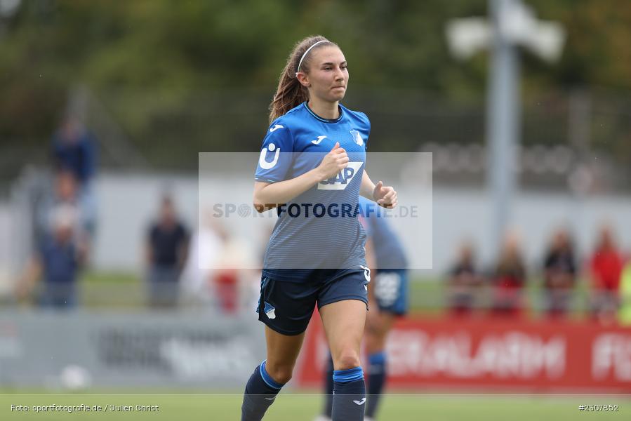 Katharina Naschenweng, Sportpark Heuchelhof, Würzburg, 26.09.2021, sport, action, Fussball, Deutschland, September 2021, Saison 2021/2022, Runde 2, Gruppe Süd, Pokal, DFB, DFB Pokal Frauen, TSG, FWK, TSG Hoffenheim, FC Würzburger Kickers - Bild-ID: 2307852 Katharina Naschenweng, Sportpark Heuchelhof, Würzburg, 26.09.2021, sport, action, Fussball, Deutschland, September 2021, Saison 2021/2022, Runde 2, Gruppe Süd, Pokal, DFB, DFB Pokal Frauen, TSG, FWK, TSG Hoffenheim, FC Würzburger Kickers - Bild-ID: 2307852