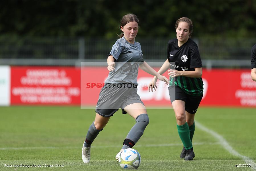 Vanessa Kreß, Sportgelände Lengfeld, Würzburg, 26.09.2021, sport, BFV, action, Fussball, Deutschland, September 2021, Saison 2021/2022, Bezirksliga Frauen, FVK, TSV, FV Karlstadt, (SG) TSV 1876 Lengfeld/TSV Gerbrunn - Bild-ID: 2307955