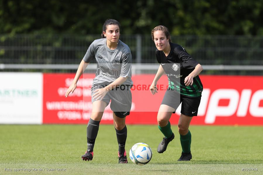 Tibelia Coscar, Sportgelände Lengfeld, Würzburg, 26.09.2021, sport, BFV, action, Fussball, Deutschland, September 2021, Saison 2021/2022, Bezirksliga Frauen, FVK, TSV, FV Karlstadt, (SG) TSV 1876 Lengfeld/TSV Gerbrunn - Bild-ID: 2307974 Tibelia Coscar, Sportgelände Lengfeld, Würzburg, 26.09.2021, sport, BFV, action, Fussball, Deutschland, September 2021, Saison 2021/2022, Bezirksliga Frauen, FVK, TSV, FV Karlstadt, (SG) TSV 1876 Lengfeld/TSV Gerbrunn - Bild-ID: 2307974
