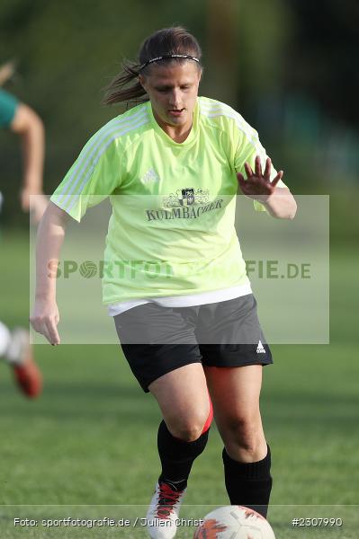 Carina Rabe, Sportplatz, Karsbach, 02.10.2021, sport, BFV, action, Fussball, Deutschland, Oktober 2021, Saison 2021/2022, Bezirksoberliga Frauen, FC Gollhofen, FC Karsbach - Bild-ID: 2307990 Carina Rabe, Sportplatz, Karsbach, 02.10.2021, sport, BFV, action, Fussball, Deutschland, Oktober 2021, Saison 2021/2022, Bezirksoberliga Frauen, FC Gollhofen, FC Karsbach - Bild-ID: 2307990