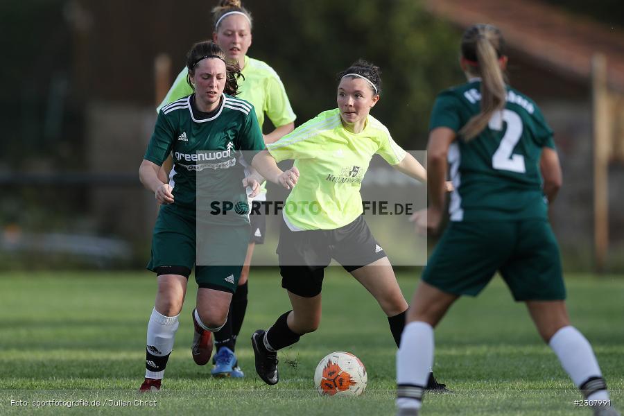 Helena Saemann, Sportplatz, Karsbach, 02.10.2021, sport, BFV, action, Fussball, Deutschland, Oktober 2021, Saison 2021/2022, Bezirksoberliga Frauen, FC Gollhofen, FC Karsbach - Bild-ID: 2307991 Helena Saemann, Sportplatz, Karsbach, 02.10.2021, sport, BFV, action, Fussball, Deutschland, Oktober 2021, Saison 2021/2022, Bezirksoberliga Frauen, FC Gollhofen, FC Karsbach - Bild-ID: 2307991