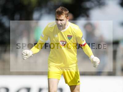 Fotos von 1. FC Schweinfurt - SV Schalding-Heininig auf sportfotografie.de