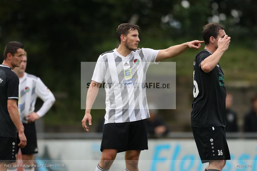 Niklas Seyfried, Sportplatz, Nassig, 03.10.2021, sport, BFV, action, Fussball, Deutschland, Oktober 2021, Saison 2021/2022, TSV, SVE, bfv-Landesliga Odenwald, TSV Assamstadt, SV Eintracht Nassig - Bild-ID: 2308316