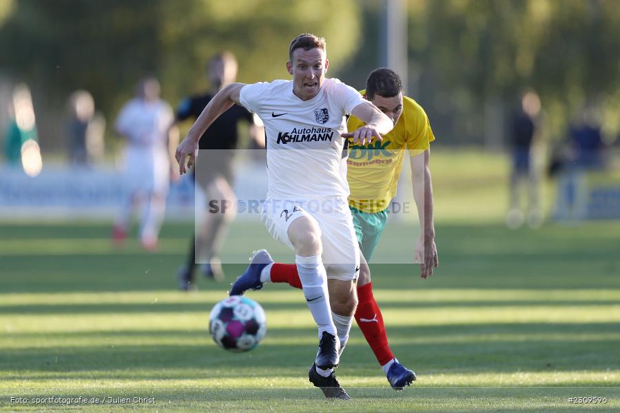 Sebastian Fries, Sportgelände, Karlburg, 09.10.2021, BFV, sport, action, Fussball, Deutschland, Oktober 2021, Saison 2021/2022, Bayernliga Nord, DJK, TSV, DJK Don Bosco Bamberg, TSV Karlburg - Bild-ID: 2309596 Sebastian Fries, Sportgelände, Karlburg, 09.10.2021, BFV, sport, action, Fussball, Deutschland, Oktober 2021, Saison 2021/2022, Bayernliga Nord, DJK, TSV, DJK Don Bosco Bamberg, TSV Karlburg - Bild-ID: 2309596