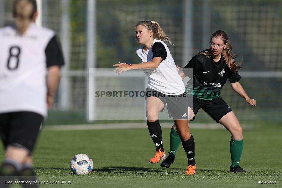 Emely Brandt, Sportgelände, Lohr, 09.10.2021, BFV, sport, action, Fussball, Deutschland, Oktober 2021, Saison 2021/2022, TSV, FVK, BZL, Bezirksliga Frauen 01, FV Karlstadt, TSV 1846 Lohr - Bild-ID: 2309658