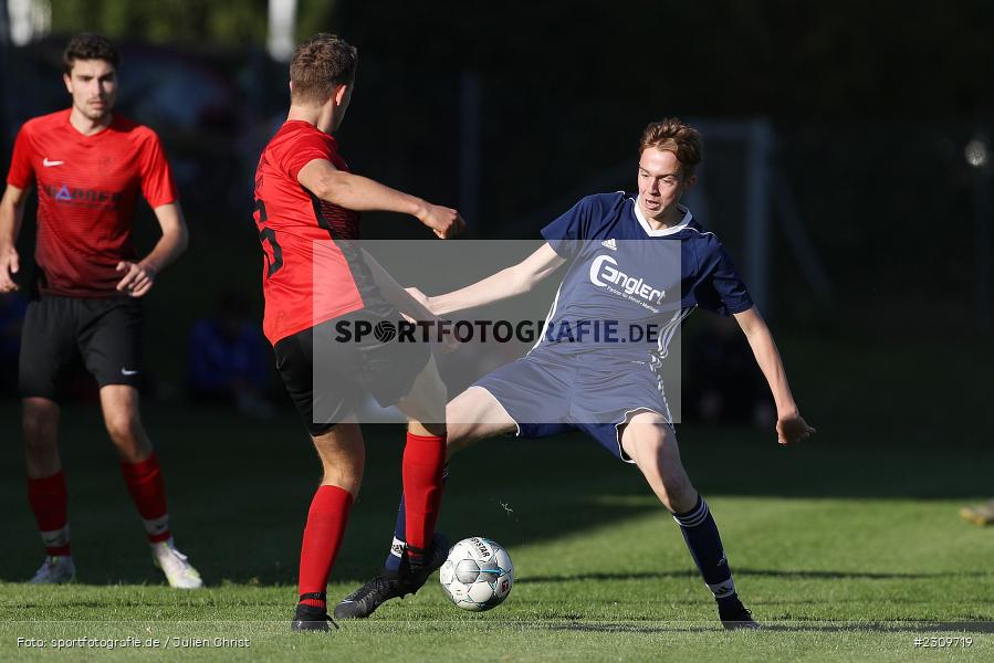 Max Österlein, Sportgelände, Wertheim, 10.10.2021, BFV, sport, action, Fussball, Deutschland, Oktober 2021, Saison 2021/2022, Kreisliga TBB, DHK, VFB, Kickers DHK Wertheim, VfB Reicholzheim - Bild-ID: 2309719
