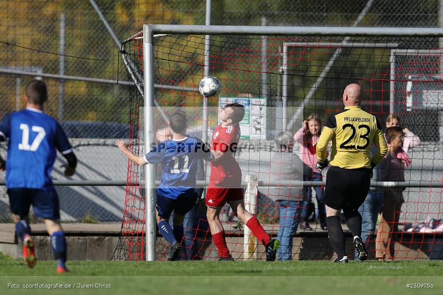 Alfred Pflugfelder, Chance, Marius Wenzel, Sportgelände, Wertheim, 10.10.2021, BFV, sport, action, Fussball, Deutschland, Oktober 2021, Saison 2021/2022, Kreisklasse A TBB, SPG, FCW, SpG Uissigheim 2/Gamburg, FC Wertheim-Eichel - Bild-ID: 2309756