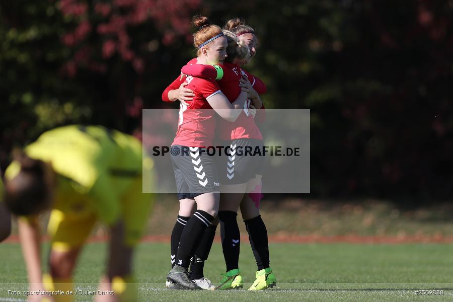 Denise Nehls, Sportpark Heuchelhof, Würzburg, 10.10.2021, BFV, sport, action, Fussball, Deutschland, Oktober 2021, Saison 2021/2022, Bezirksoberliga Frauen, FCK, FWK, FC Karsbach, FC Würzburger Kickers II - Bild-ID: 2309838