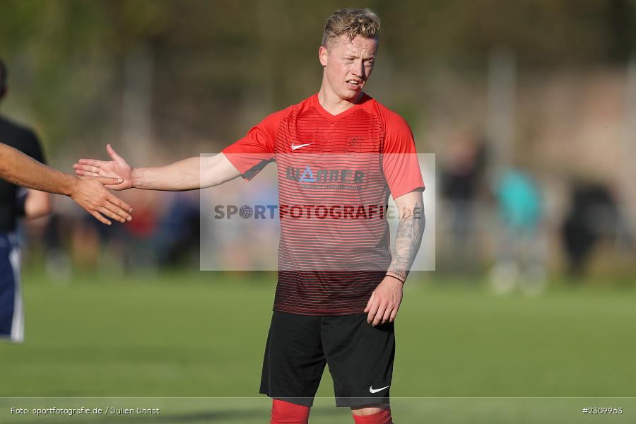 Anton Ochs, Sportgelände, Wertheim, 10.10.2021, BFV, sport, action, Fussball, Deutschland, Oktober 2021, Saison 2021/2022, Kreisliga TBB, DHK, VFB, Kickers DHK Wertheim, VfB Reicholzheim - Bild-ID: 2309963 Anton Ochs, Sportgelände, Wertheim, 10.10.2021, BFV, sport, action, Fussball, Deutschland, Oktober 2021, Saison 2021/2022, Kreisliga TBB, DHK, VFB, Kickers DHK Wertheim, VfB Reicholzheim - Bild-ID: 2309963