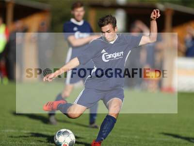 Fotos von Luca Englert auf sportfotografie