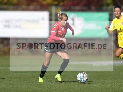 Fotos von FC Würzburger Kickers II - FC Karsbach auf sportfotografie.de
